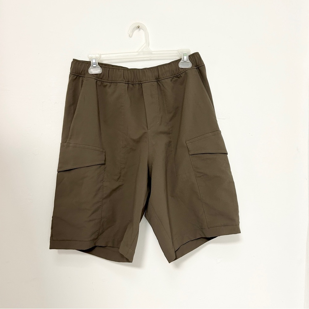 Lululemon Cargo Pocket Shorts Nomad - Picture 4 of 4